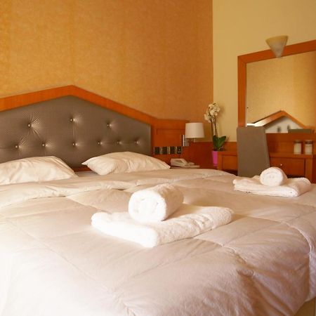 Antikyra Beach Hotel Zimmer foto